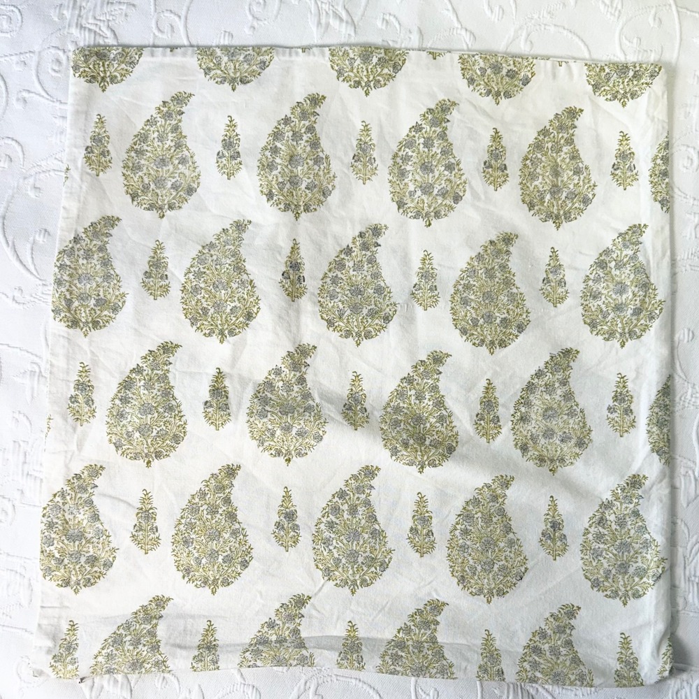 Pottery Barn 18x18 Cotton Pillow Cover White Green Blue Paisley Block Print Boho - Picture 2 of 8